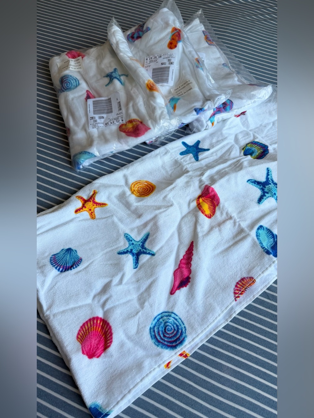 brand new 100% cotton towel